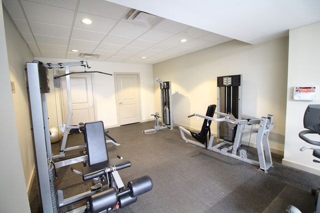 1 Powder Mill Square 404A, Andover, MA 01810