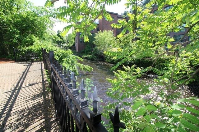 1 Powder Mill Square 404A, Andover, MA 01810