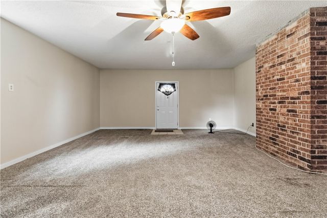 311 Wayne Villines Road, Prairie Grove, AR 72753
