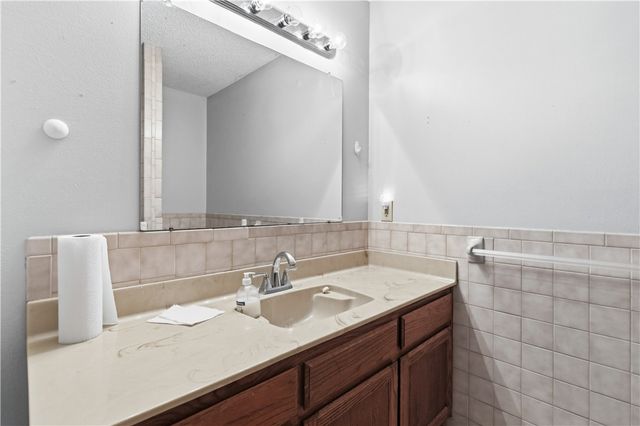 311 Wayne Villines Road, Prairie Grove, AR 72753
