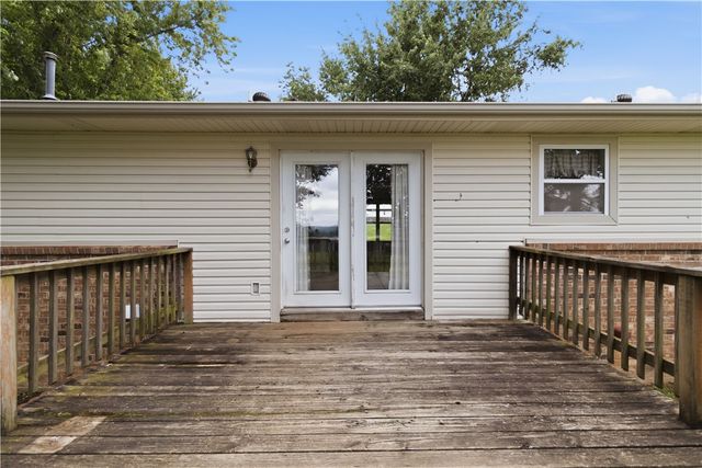 311 Wayne Villines Road, Prairie Grove, AR 72753