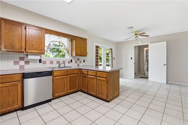 311 Wayne Villines Road, Prairie Grove, AR 72753
