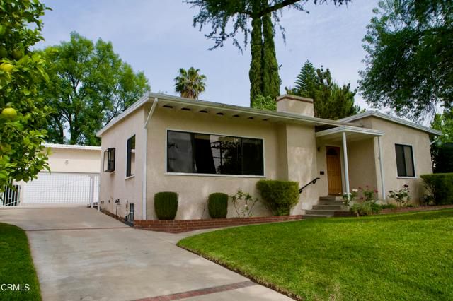 4585 Belita Lane, La Canada Flintridge, CA 91011