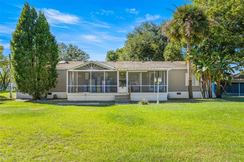 Image 1 of property listing at 714 BURNING ARROW PLACE, Plant City, FL 33566