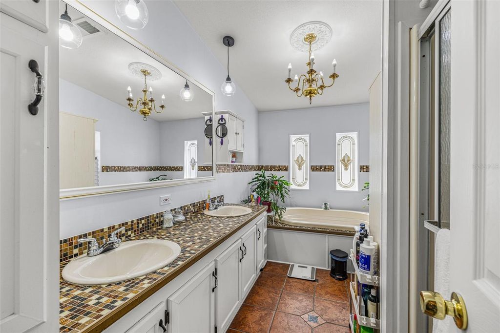 Image 22 of property listing at 714 BURNING ARROW PLACE, Plant City, FL 33566