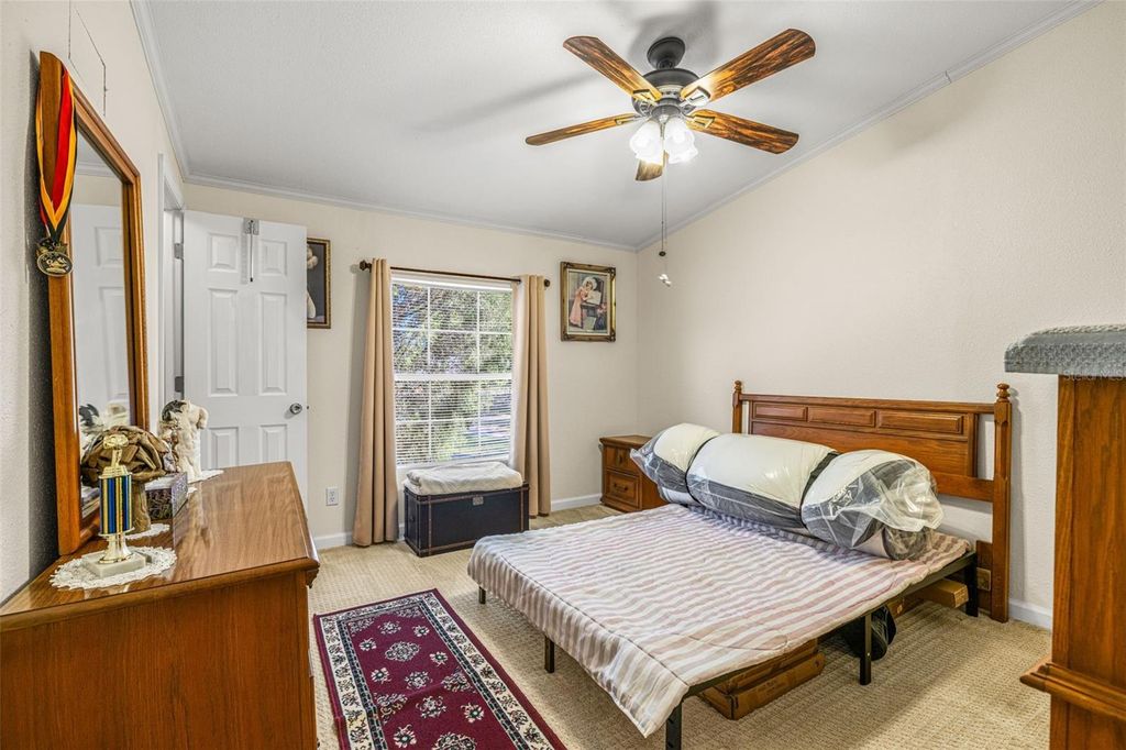 Image 24 of property listing at 714 BURNING ARROW PLACE, Plant City, FL 33566