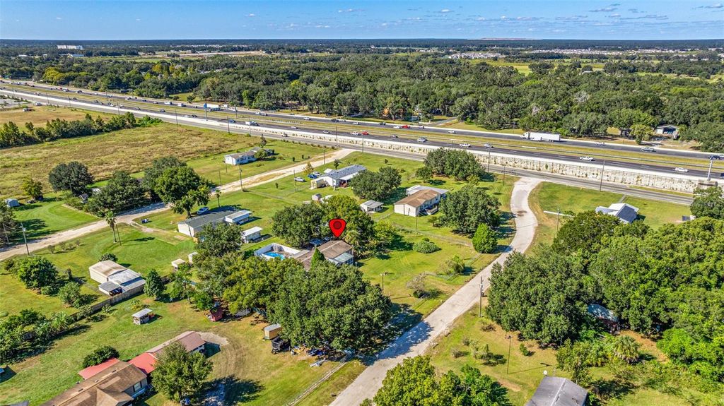 Image 47 of property listing at 714 BURNING ARROW PLACE, Plant City, FL 33566