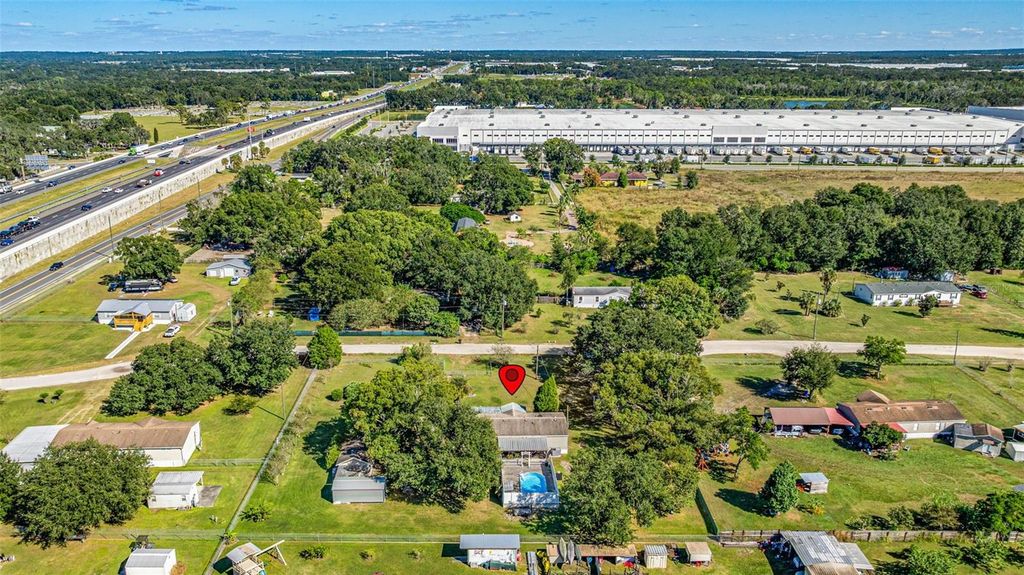 Image 49 of property listing at 714 BURNING ARROW PLACE, Plant City, FL 33566