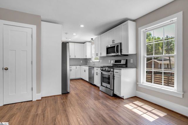 15 Craven Street, Greenville, SC 29611