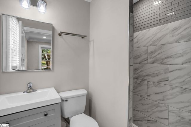 15 Craven Street, Greenville, SC 29611