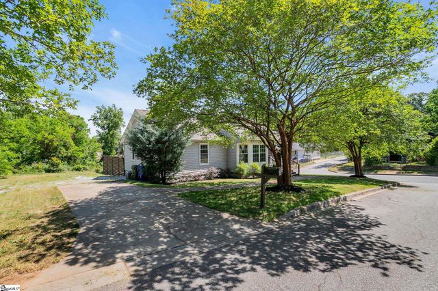 15 Craven Street, Greenville, SC 29611