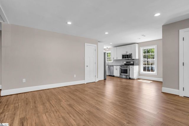 15 Craven Street, Greenville, SC 29611