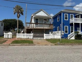 1707 18th Street, Galveston, TX 77550