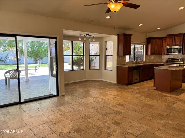 2951 N CARRIAGE Lane, Chandler, AZ 85224