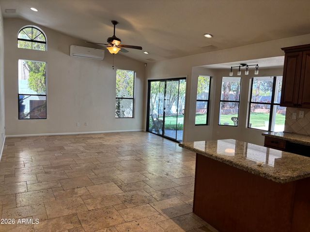 2951 N CARRIAGE Lane, Chandler, AZ 85224