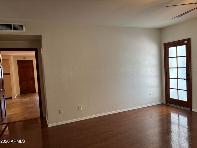 2951 N CARRIAGE Lane, Chandler, AZ 85224