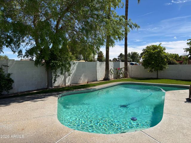 2951 N CARRIAGE Lane, Chandler, AZ 85224