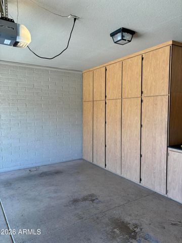 2951 N CARRIAGE Lane, Chandler, AZ 85224