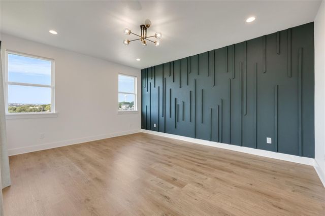 429 Summit Ridge DR N, Point Venture, TX 78645