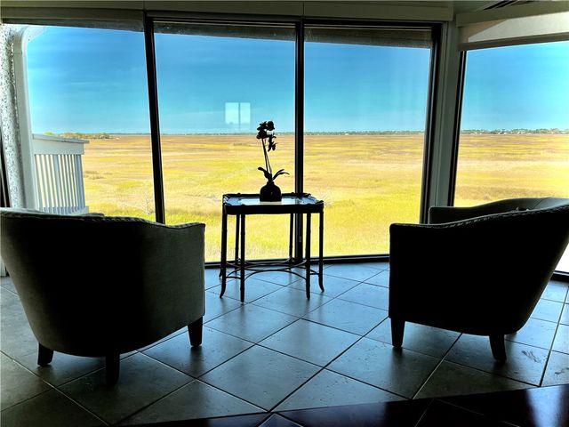 372 Moss Oak Circle, St Simons Island, GA 31522