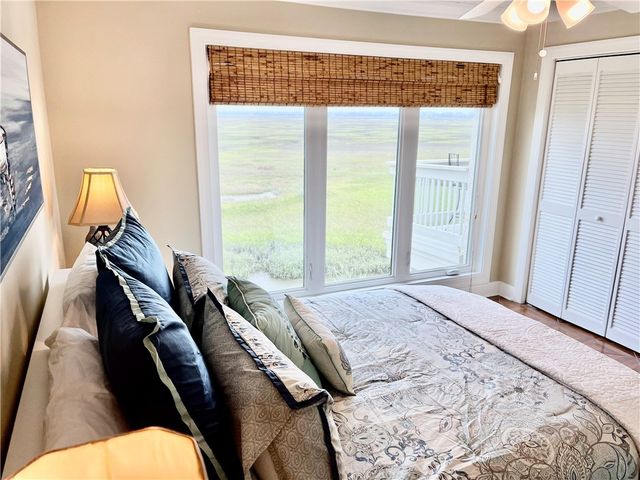 372 Moss Oak Circle, St Simons Island, GA 31522