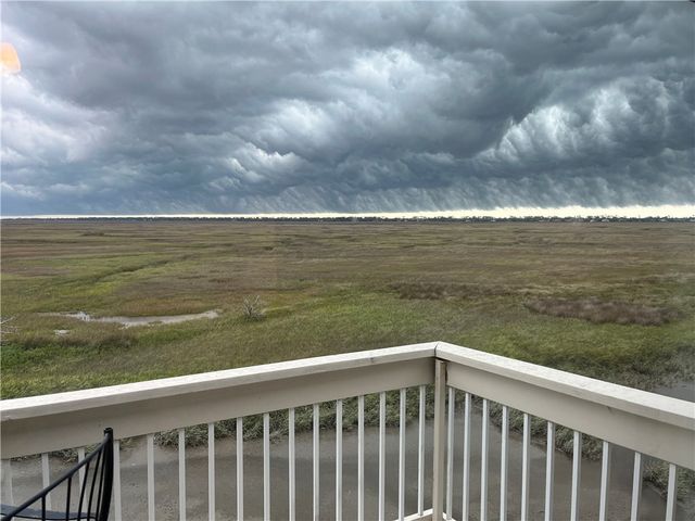 372 Moss Oak Circle, St Simons Island, GA 31522