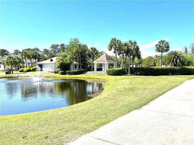 372 Moss Oak Circle, St Simons Island, GA 31522
