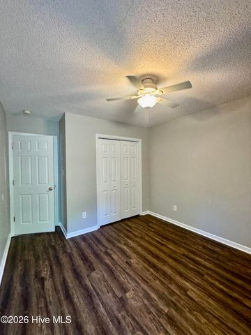 209 Chokecherry S, Richlands, NC 28574