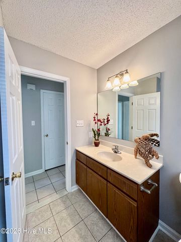 209 Chokecherry S, Richlands, NC 28574