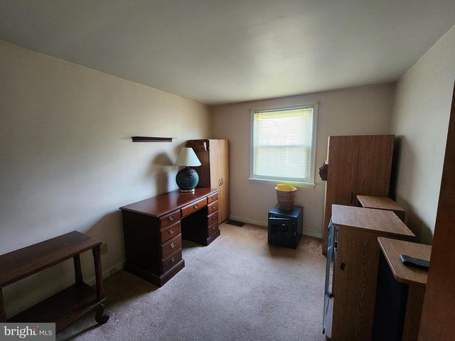 229 N MAPLE ST, Elizabethtown, PA 17022
