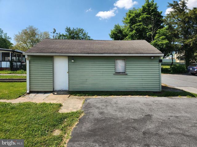 229 N MAPLE ST, Elizabethtown, PA 17022