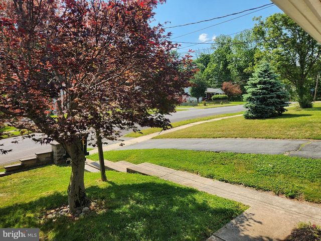 229 N MAPLE ST, Elizabethtown, PA 17022