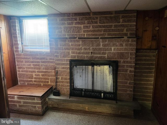 229 N MAPLE ST, Elizabethtown, PA 17022