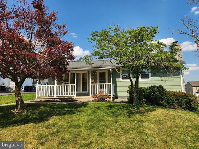 229 N MAPLE ST, Elizabethtown, PA 17022
