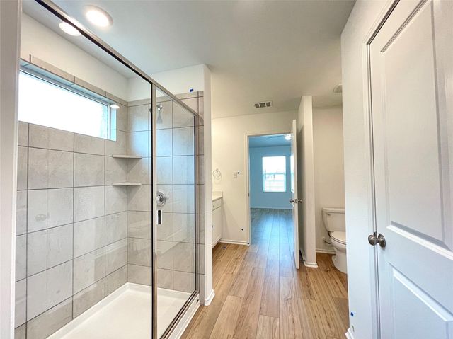 215 Magione CIR, Hutto, TX 78634