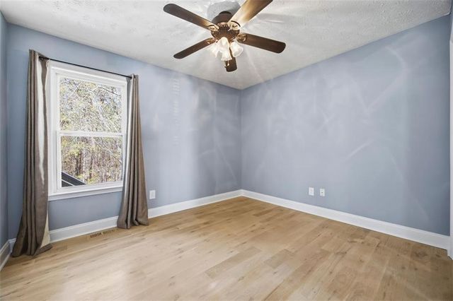 4005 Lenox Park Drive, Buford, GA 30519