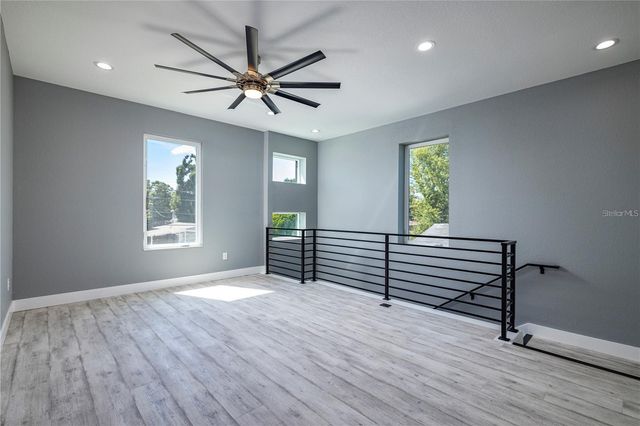 4205 W ARCH STREET, Tampa, FL 33607