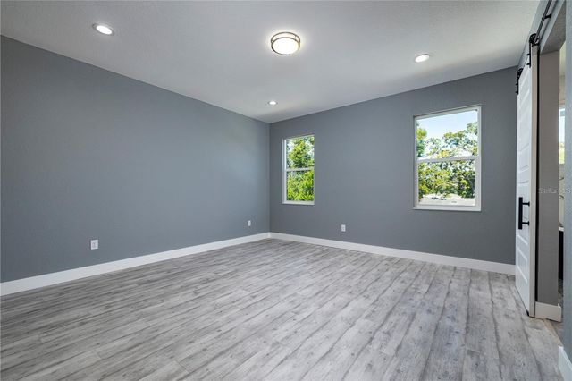 4205 W ARCH STREET, Tampa, FL 33607