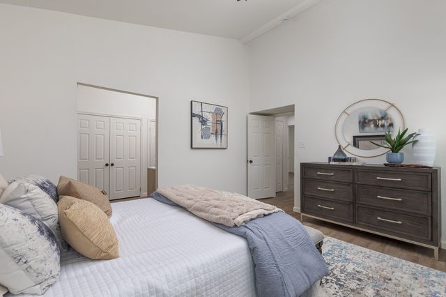 12 Kean Circle, The Colony, TX 75056
