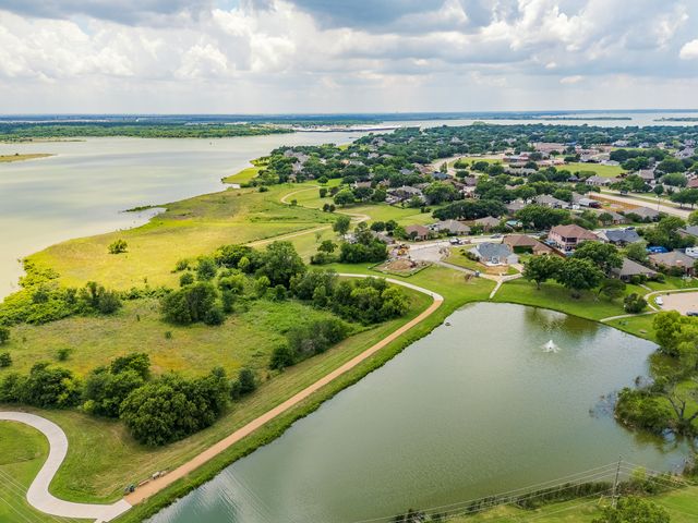 12 Kean Circle, The Colony, TX 75056