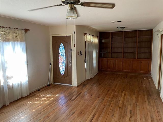4706 Mable St, Corpus Christi, TX 78411