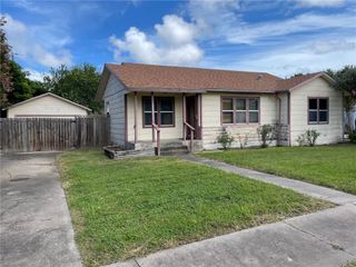 4706 Mable St, Corpus Christi, TX 78411