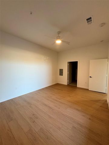 2623 Keene Street 0101, Houston, TX 77009