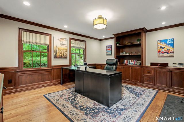 596 Silvermine Road, New Canaan, CT 06840