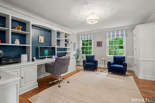 596 Silvermine Road, New Canaan, CT 06840