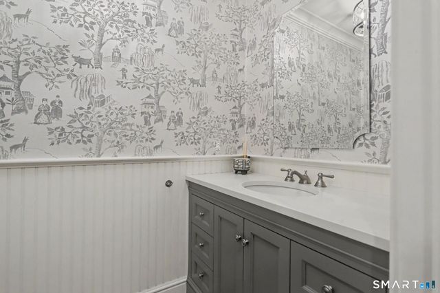 596 Silvermine Road, New Canaan, CT 06840