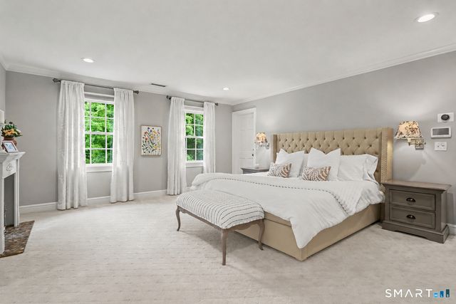 596 Silvermine Road, New Canaan, CT 06840