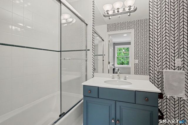 596 Silvermine Road, New Canaan, CT 06840