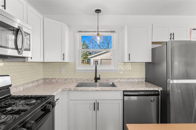 5850 Belard Street, Portage, MI 49002