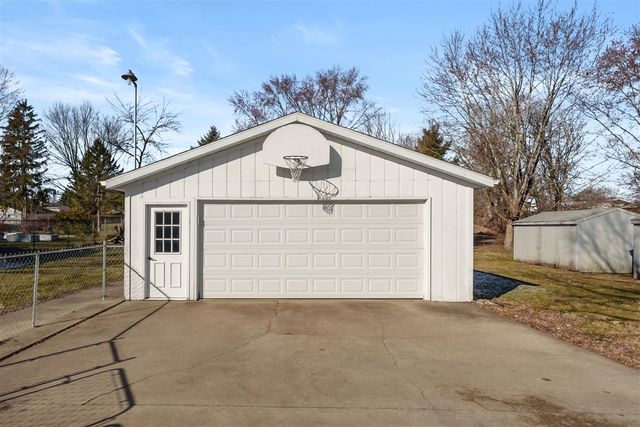 5850 Belard Street, Portage, MI 49002